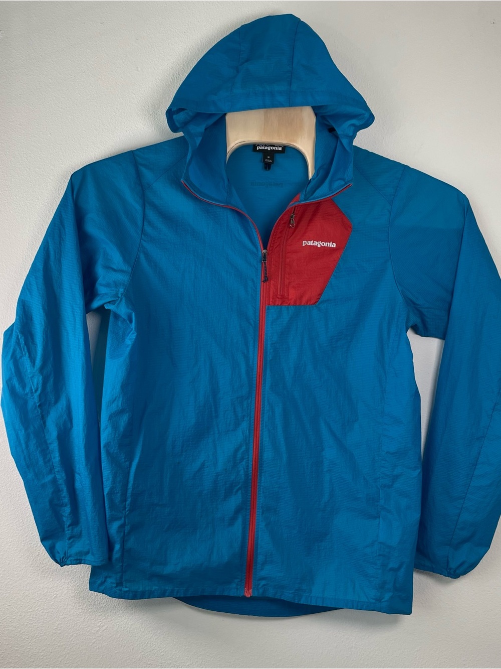Patagonia Mens Houdini Jacket Size M Blue Windbreaker Lightweight Packable